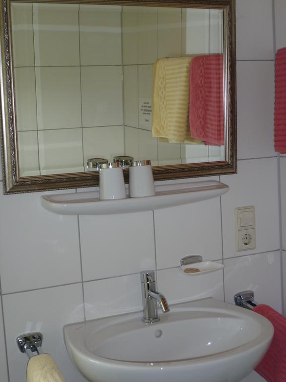 Gesundheitshotel Haus Sonnenstein Salem  Buitenkant foto